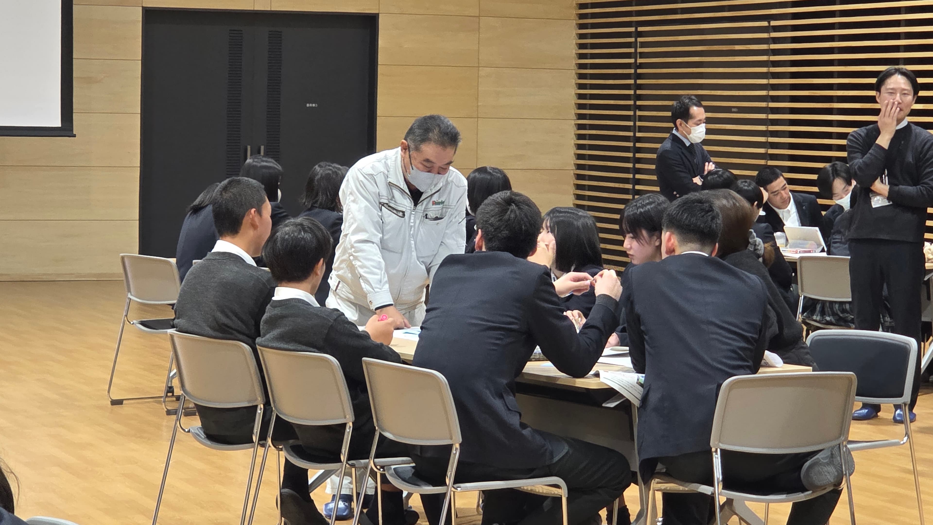 高校出前授業の様子3