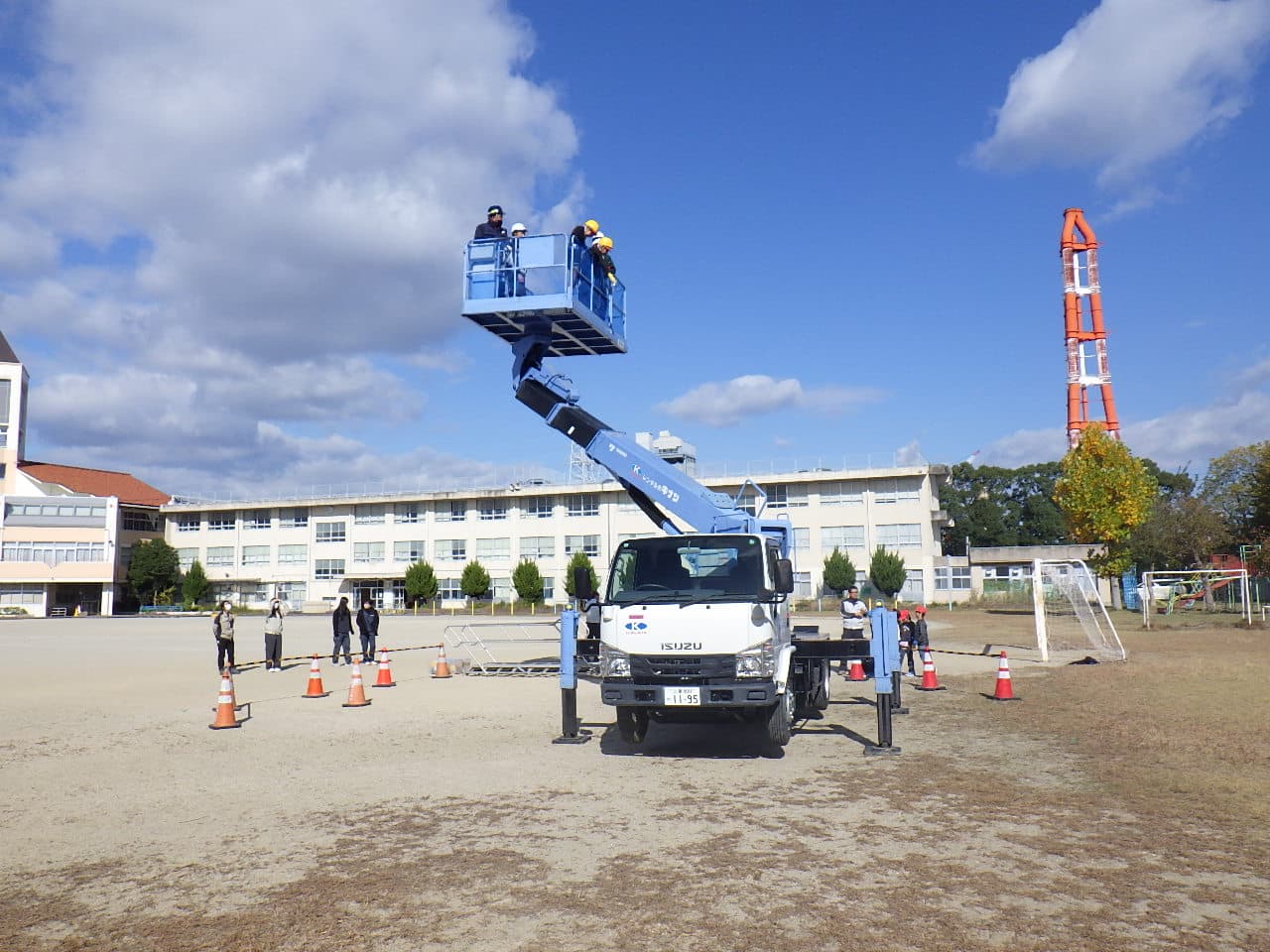 高所作業車での体験